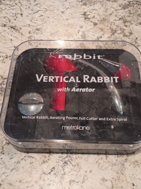 Metrokane Vertical Rabbit Corkscrew with Aerator - Black and Silver